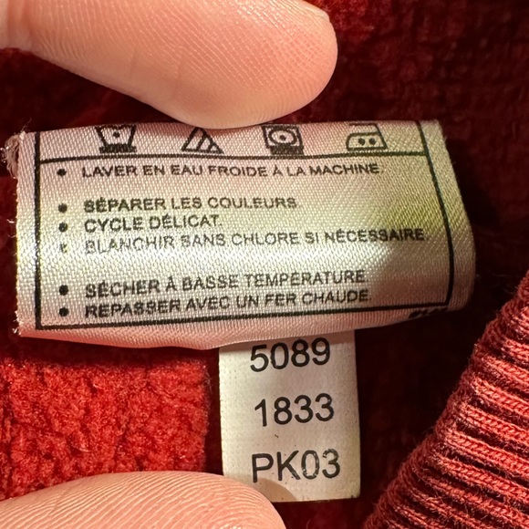 Ariat Women’s 1/4 Zip Red Fleece Pullover Ariat Spellout Size Medium - Picture 5 of 7